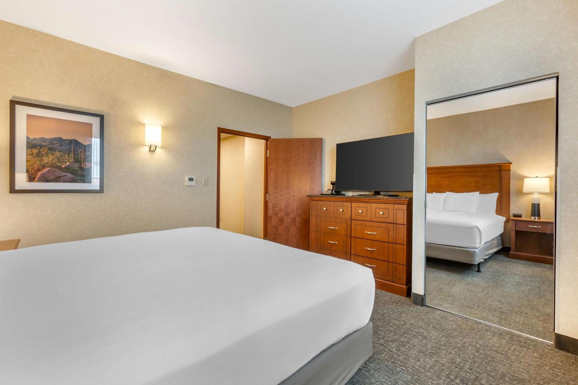 Drury Plaza Hotel Phoenix Tempe Dış mekan fotoğraf